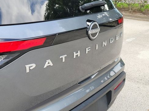 Used 2025 Nissan Pathfinder SV AWD/4WD image 6