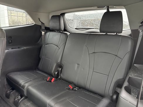 Used 2019 Buick Enclave Avenir w/ Avenir Technology Package image 9