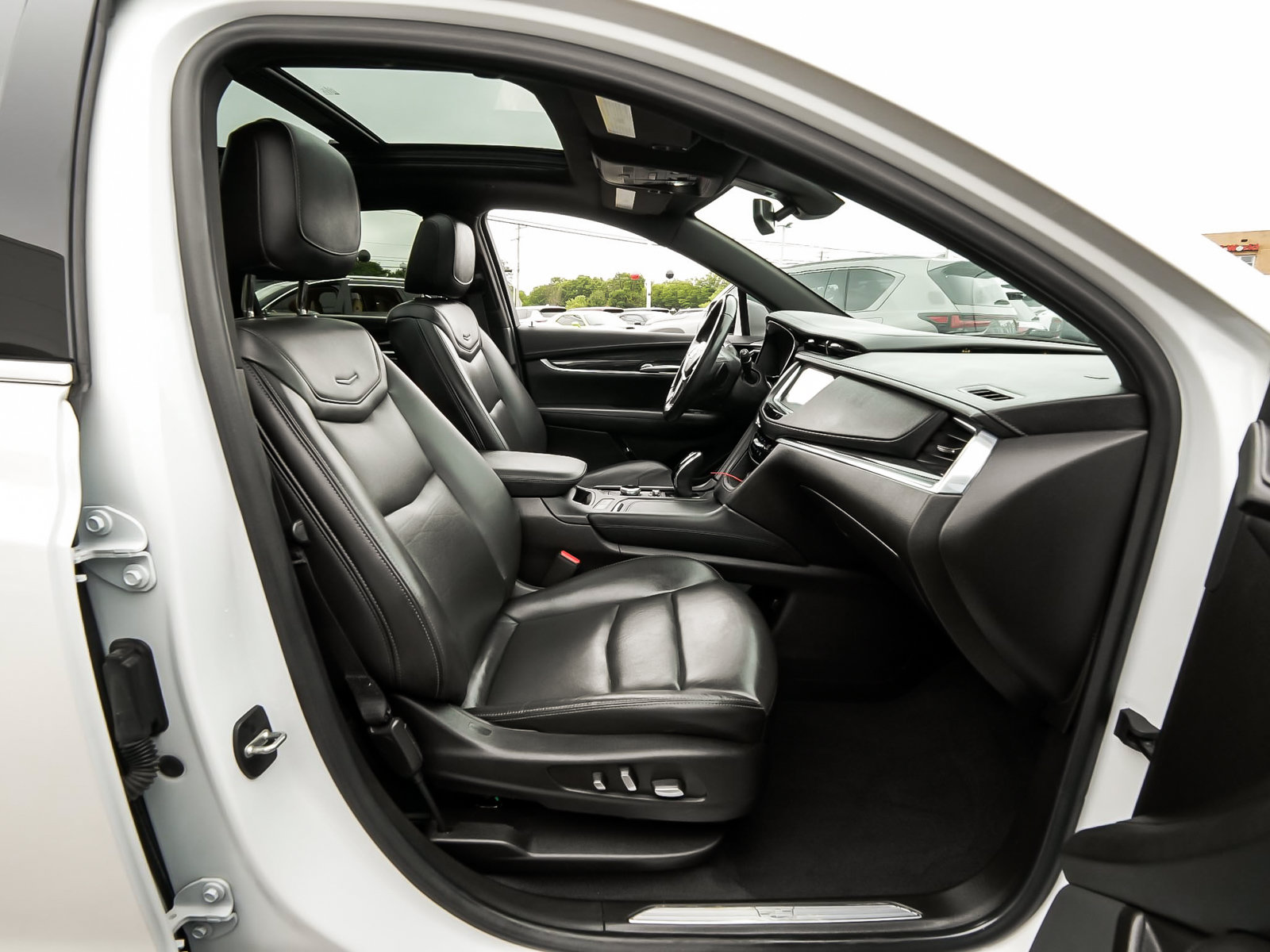 Used 2022 Cadillac XT5 Premium Luxury AWD/4WD image 45