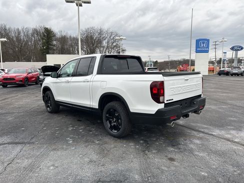 New 2026 Honda Ridgeline Black Edition image 5