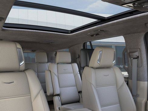 New 2026 Cadillac Escalade Platinum Luxury AWD/4WD image 25