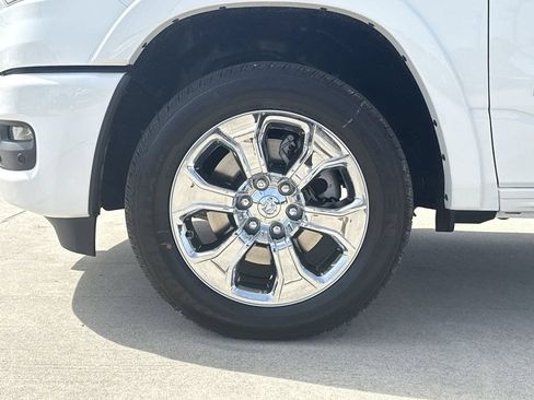Certified 2026 RAM 1500 Big Horn AWD/4WD image 9
