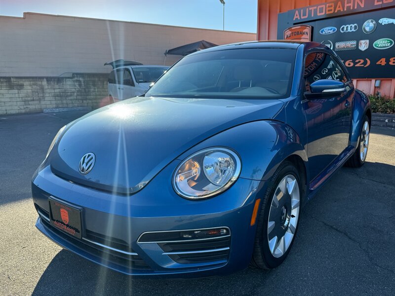 Used 2019 Volkswagen Beetle 2.0T SE FWD image 8