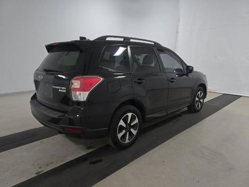 Used 2017 Subaru Forester 2.5i Premium w/ Popular Package #2A image 5