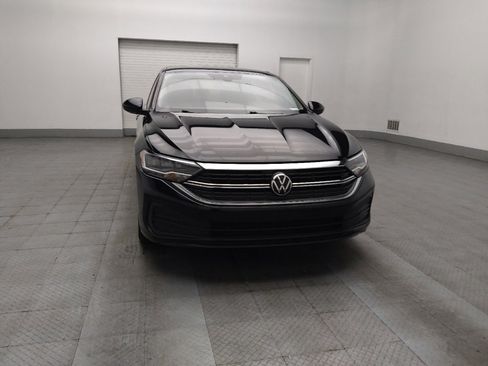 Used 2023 Volkswagen Jetta SE FWD image 14