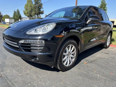 Used 2014 Porsche Cayenne AWD/4WD image 6