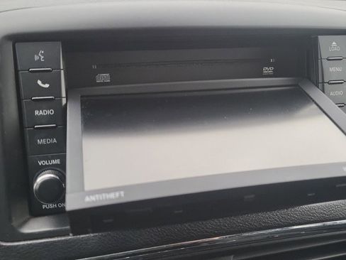 Used 2019 Dodge Grand Caravan SE FWD image 33