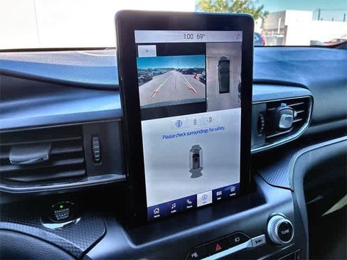 Used 2020 Ford Explorer ST w/ Premium Technology Package image 32