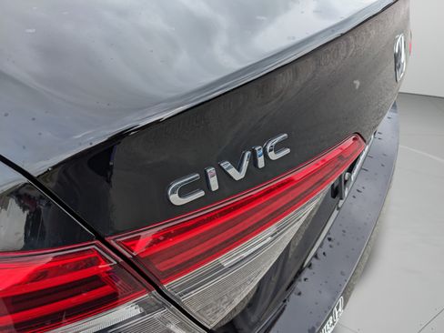 Used 2024 Honda Civic Sport image 37