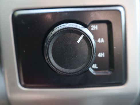 Used 2019 Ford F150 Lariat AWD/4WD image 44