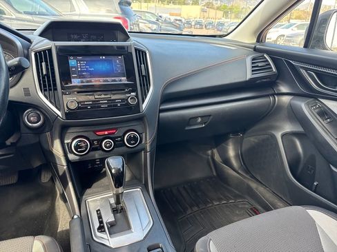 Used 2021 Subaru Crosstrek 2.0i Premium w/ Moonroof Package AWD/4WD image 10
