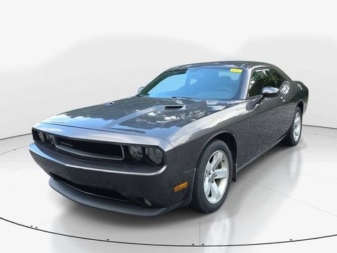 Used 2013 Dodge Challenger SXT Plus RWD image 11