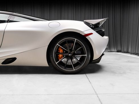 Used 2021 McLaren 720S Luxury RWD image 41