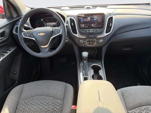 Used 2023 Chevrolet Equinox LT FWD image 17