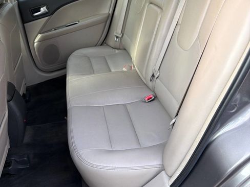 Used 2011 Ford Fusion SEL w/ 301A Rapid Spec Order Code image 9