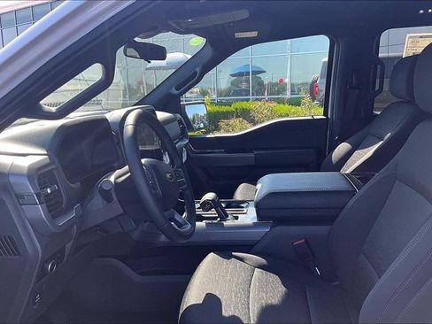 New 2026 Ford F150 XLT w/ XLT Black Appearance Package AWD/4WD image 9