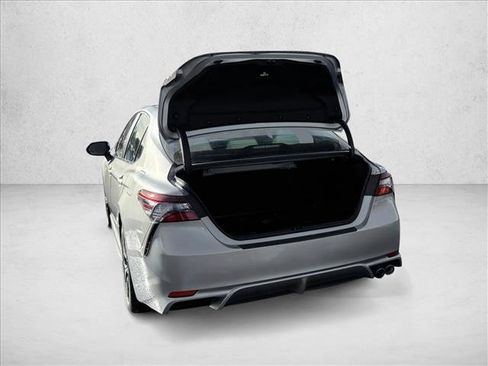 Certified 2023 Toyota Camry SE image 6