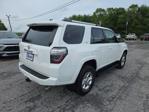 Used 2019 Toyota 4Runner SR5 Premium AWD/4WD image 3