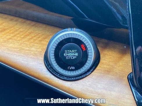Used 2022 Jeep Grand Wagoneer Series III w/ Rear Seat Video Group 1 AWD/4WD image 26