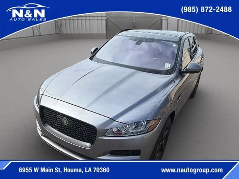 Used 2020 Jaguar F-PACE Premium AWD/4WD image 9