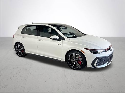 New 2025 Volkswagen GTI SE image 4