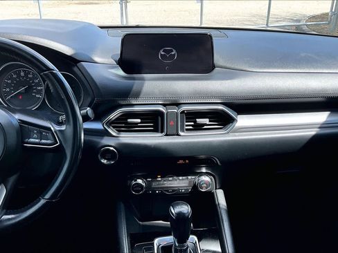 Used 2017 MAZDA CX-5 Touring image 7