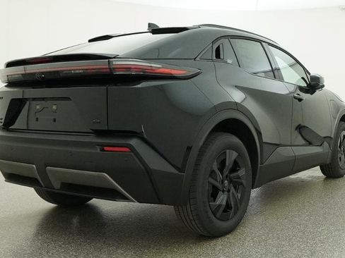 New 2026 Toyota C-HR AWD/4WD image 10