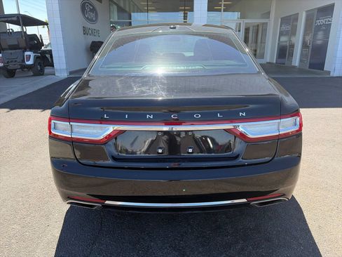 Used 2017 Lincoln Continental Reserve w/ Luxury Package AWD/4WD image 4