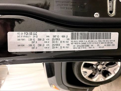 Used 2019 Jeep Compass Limited AWD/4WD image 19