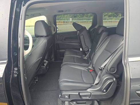 Used 2026 Honda Odyssey EX-L image 18
