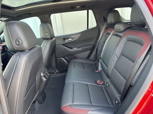 New 2026 Chevrolet Equinox RS w/ Convenience Package III AWD/4WD image 37