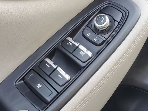 Used 2021 Subaru Forester Limited image 14