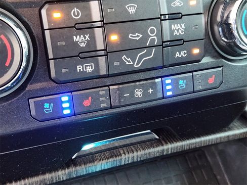 Used 2021 Ford F250 Lariat w/ Lariat Ultimate Package image 25