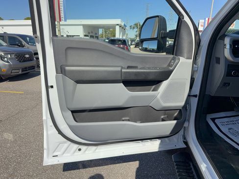 New 2026 Ford F350 XL w/ XL Chrome Package AWD/4WD image 11