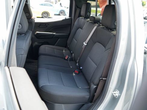 Used 2025 Chevrolet Colorado W/T RWD image 8
