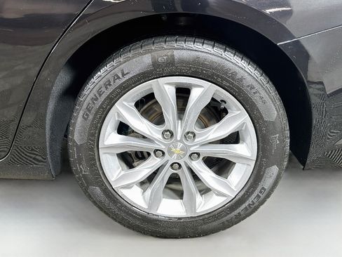Used 2021 Chevrolet Malibu LT FWD image 28