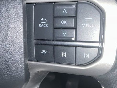 Used 2024 Ford Expedition XLT image 23