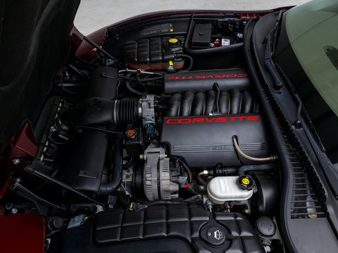 Used 2003 Chevrolet Corvette 50th Anniversary Edition w/ Preferred Equipment Group1 image 17