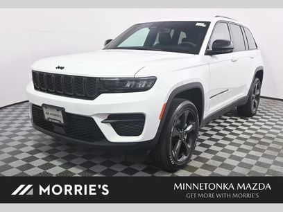 Used 2023 Jeep Grand Cherokee Altitude