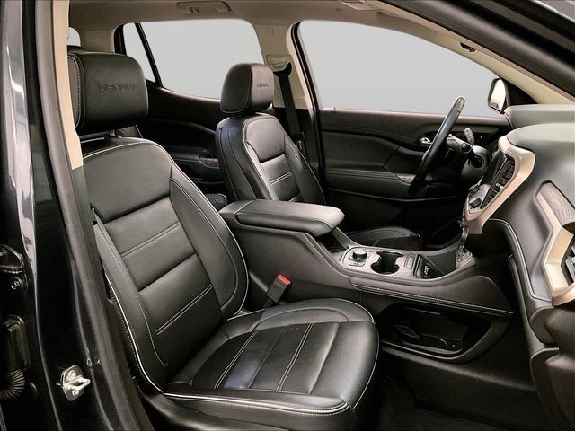 Used 2023 GMC Acadia Denali w/ Denali Technology Package AWD/4WD image 7
