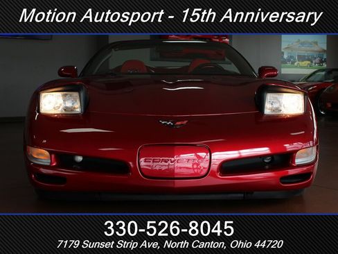 Used 2004 Chevrolet Corvette Convertible w/ Preferred Equipment Group RWD image 40