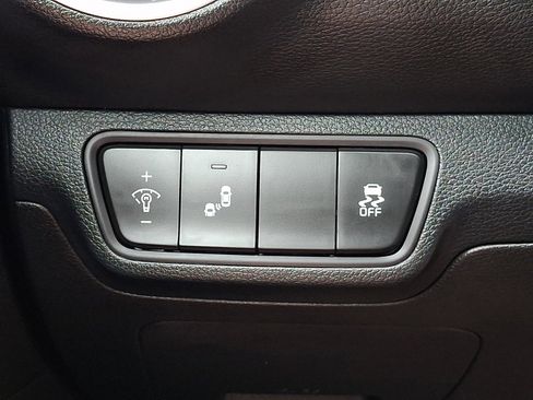 Used 2024 Kia Forte LXS w/ LXS Technology Package FWD image 25