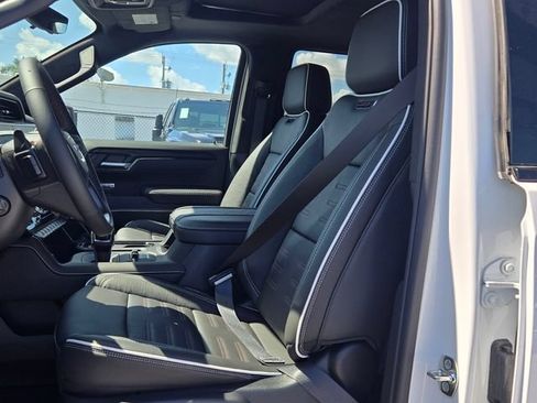 New 2026 GMC Sierra 1500 AT4X AWD/4WD image 14
