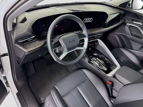 Used 2025 Audi Q5 Premium w/ Convenience Package AWD/4WD image 9