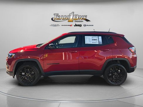 New 2026 Jeep Compass Latitude image 5