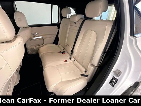 Used 2025 Mercedes-Benz GLB 250 image 19