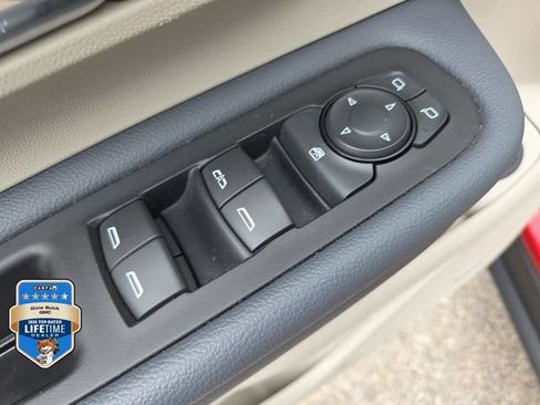Certified 2023 GMC Terrain Denali AWD/4WD image 21