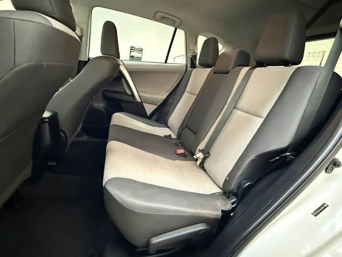 Used 2013 Toyota RAV4 LE FWD image 16