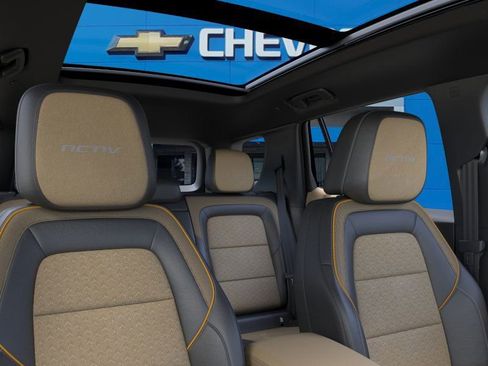 New 2026 Chevrolet Equinox ACTIV w/ Convenience Package III AWD/4WD image 24