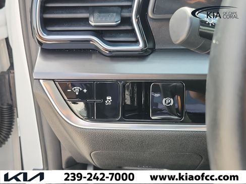 Certified 2023 Kia Sportage EX FWD image 22